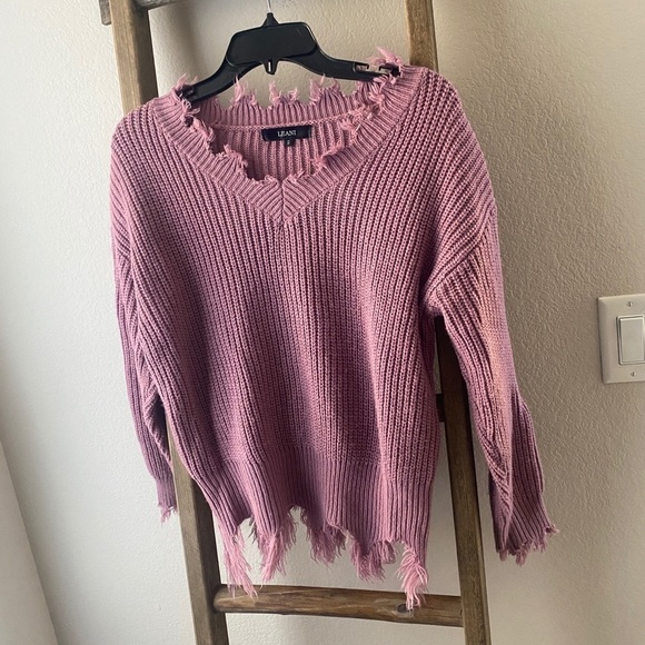 NWOT Leani - purple distressed sweater size small - Picture 7 of 11